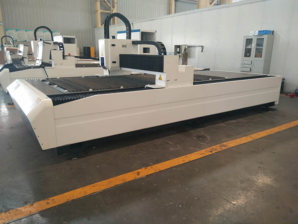 1000W 2000W 3000W 4000W 6Kw ماشین برش لیزری فیبر برای صفحات فلزی